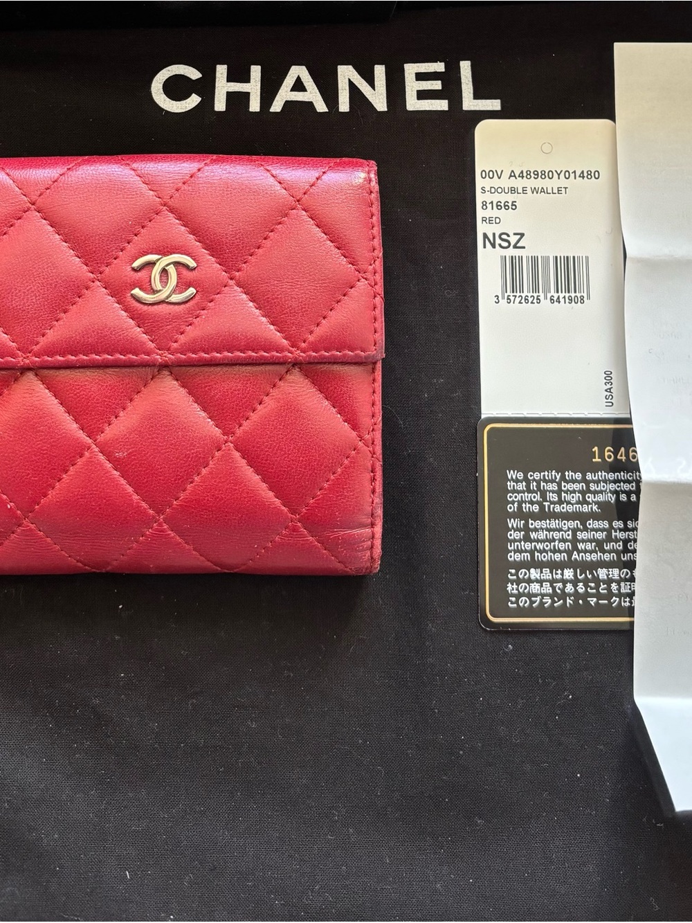 100% Authentic Chanel coin card Wallet Quilted Red lambskin silver hardware